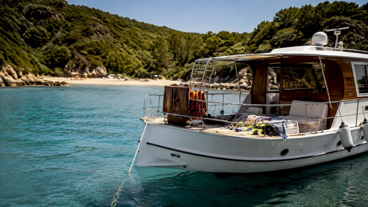 Gite in barca all'Isola d'Elba: guida 2026 per famiglie